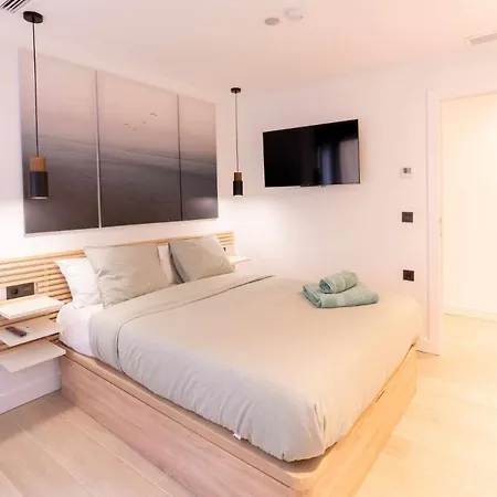 Apartamento Capri Living Suites En Castellon Castellon de la Plana Exterior photo