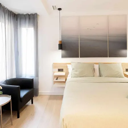 Apartamento Capri Living Suites En Castellon Castellon de la Plana Exterior photo